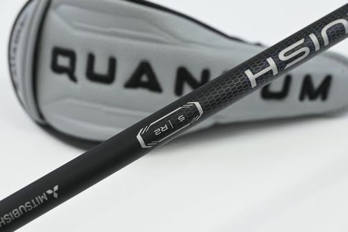 Callaway Quantum Max OS #4 Hybrid / 20 Degree / Senior Flex Vanquish 5