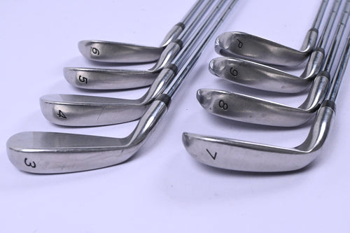 Taylormade R540XD Irons / 3-PW / Stiff Flex Taylormade R540XD Shafts