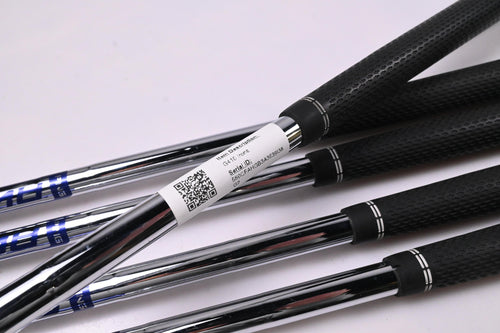 Ping G410 Irons / 7-PW+GW / White Dot / Stiff Flex Ping AWT 2.0 Shafts