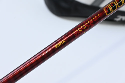 Titleist TSi3 Driver / 8 Degree / X-Flex Aldila VooDoo 6 Shaft