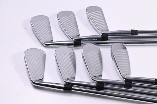 Titleist 680 Forged Irons / 4-PW / Stiff Flex Project X Shafts