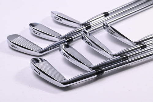Titleist 680 Forged Irons / 4-PW / Stiff Flex Project X Shafts