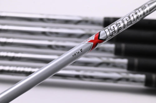 Callaway X Hot 2019 Irons / 5-PW / Senior Flex Project X PXV Red Shafts