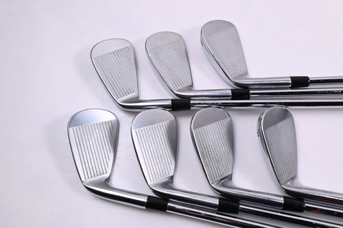 Cobra King CB/Tour Combo Irons / 4-PW / X-Flex KBS Tour Lite 105 Shafts
