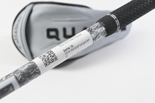 Callaway Quantum Max #4 Hybrid / 21 Degree / Regular Flex Denali Frost Silver 60