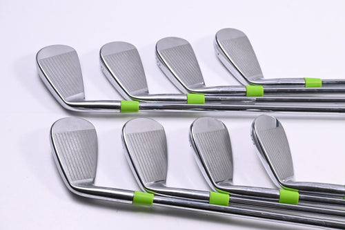 Mizuno Pro 245 Irons / 4-PW+GW / Regular Flex Dynamic Gold Mid 100 R300 Shafts