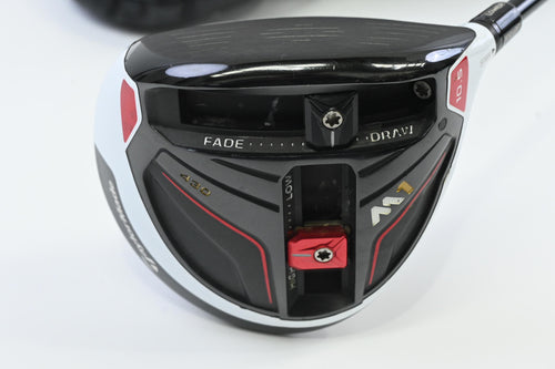 Taylormade M1 2016 Driver / 10.5 Degree / Stiff Flex Kuro Kage Silver 60 Shaft