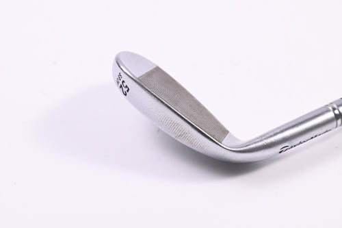 Taylormade Milled Grind 3 Gap Wedge / 52 Degree / Stiff Flex Dynamic Gold S200