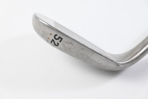 Cleveland 588 RTX 2.0 Gap Wedge / 52 Degree / Stiff Flex Dynamic Gold S400 Shaft