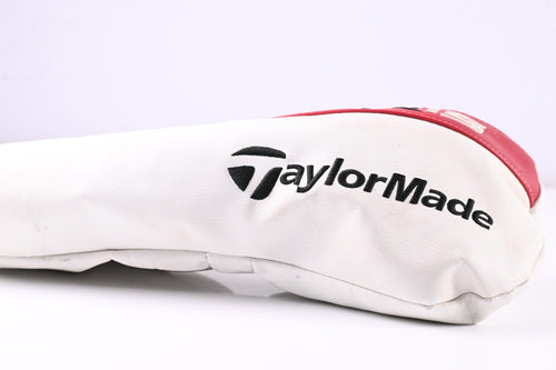 Left Hand Taylormade R15 Driver / 9.5 Degree / Regular Flex Fujikura Speeder 57
