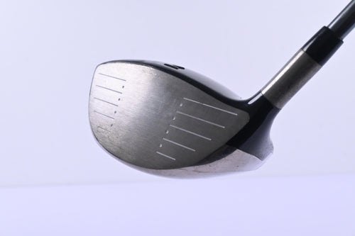 Titleist 909 D2 Driver / 9.5 Degree / Stiff Flex Diamana 65 Shaft