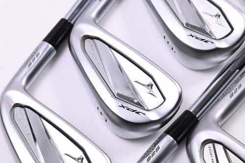 Mizuno JPX 925 Forged Irons / 4-PW+GW / Stiff Flex Dynamic Gold 120 S300 Shafts