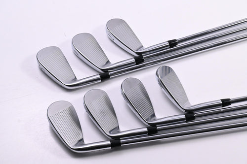 Titleist T200 2023 Irons / 5-PW+GW / Regular Flex AMT Red R300 Shafts