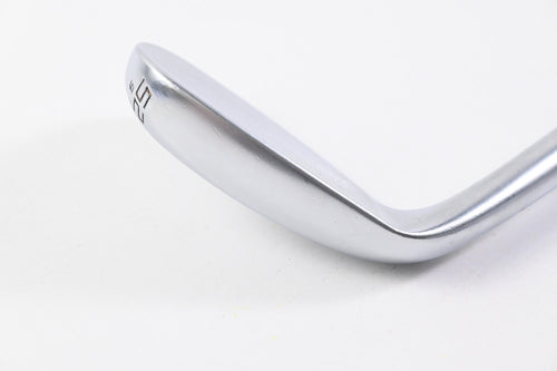 Cleveland RTX Full Face Gap Wedge / 52 Degree / Wedge Flex Dynamic Gold Spinner