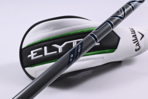 Callaway Elyte X #4 Hybrid / 21 Degree / Regular Flex Denali Charcoal 60 Shaft