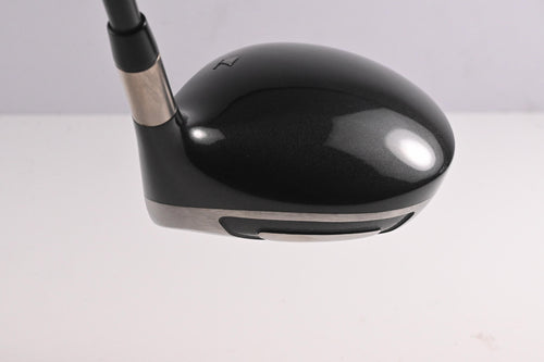 Titleist 905 T Driver / 9.5 Degree / Stiff Flex Fujikura Speeder Shaft