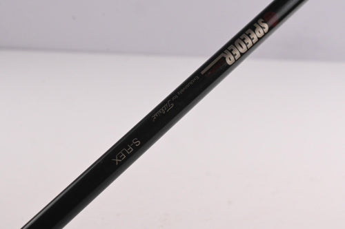 Titleist 905 T Driver / 9.5 Degree / Stiff Flex Fujikura Speeder Shaft