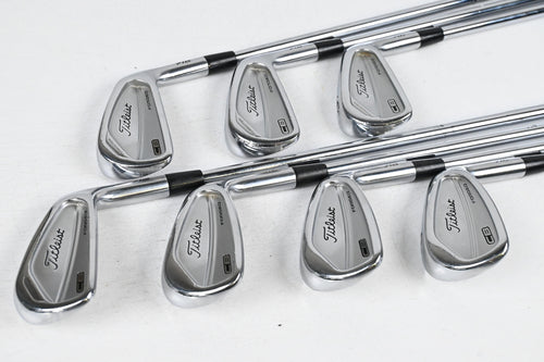 Titleist 716 CB Irons / 4-PW / Stiff Flex Flex Dynamic Gold AMT S300 Shafts