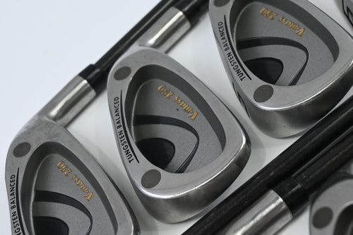 Yonex V-Mass 250 Irons / 3-PW+SW / Regular Flex Yonex HGS 3000 Shafts