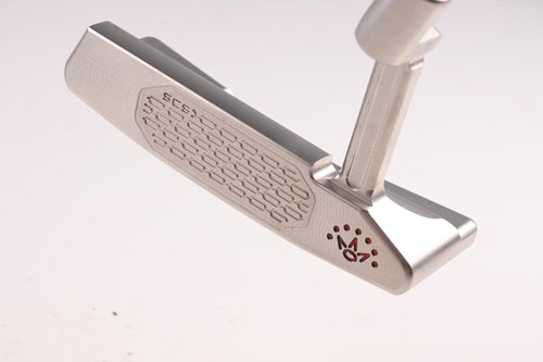 Scotty Cameron 2025 Studio Style Newport 2+ Putter / 34