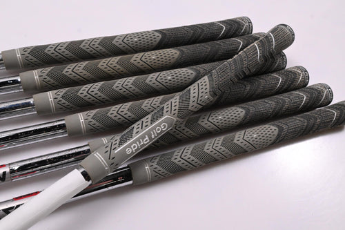 Taylormade M4 Irons / 5-PW+SW / Regular Flex KBS MAX 85 Shafts