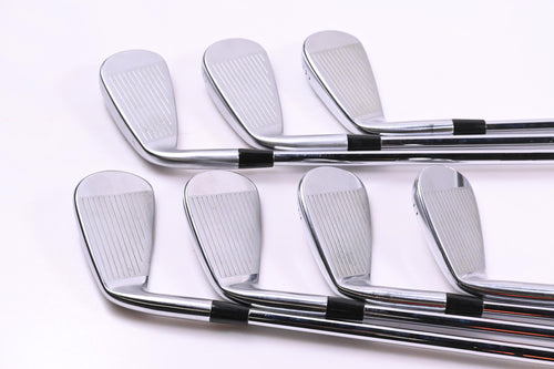 Mizuno JPX 923 Hot Metal Pro/Pro 225 Irons / 4-PW / Regular Flex KBS $-Taper