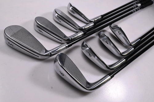 Taylormade Qi Irons / 5-PW+GW+SW / Regular Flex Ventus TR Blue 6 Shafts