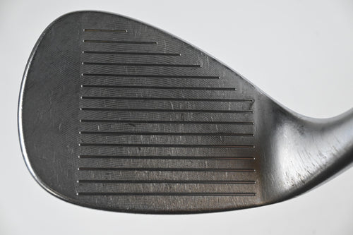 Cleveland 588 RTX Sand Wedge / 56 Degree / Wedge Flex Dynamic Gold Shaft