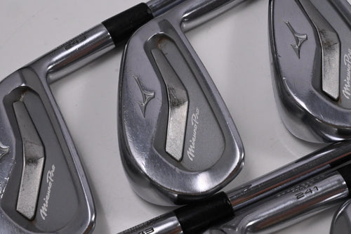 Mizuno Pro 243/241 Irons / 4-PW / X-Flex Project X Shafts