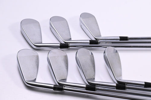 Srixon Z-585 Irons / 5-PW+GW / Regular Flex XP 95 R300 Shafts