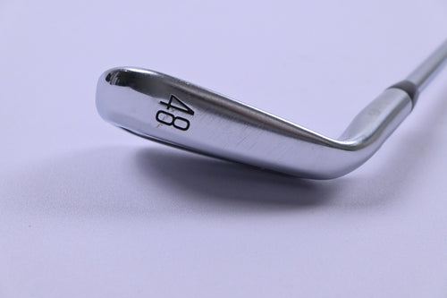 Titleist T200 2023 Gap Wedge / 48 Degree / Regular Flex AMT Black R300 Shaft