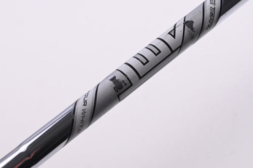 Titleist 718 AP2 #8 Iron / Stiff Flex AMT Tour White S300 Shaft