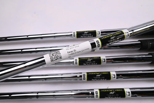 Taylormade M2 2017 Irons / 5-PW+SW / Regular Flex Reax 88 Shafts
