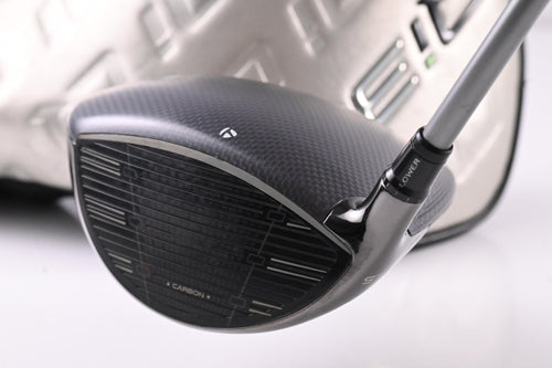 Taylormade Qi35 Driver / 10.5 Degree / Regular Flex Fujikura Air Speeder 50