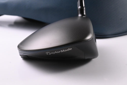 Taylormade Qi4D Max Driver / 10.5 Degree / Regular Flex Fujikura SpeederNX TCS