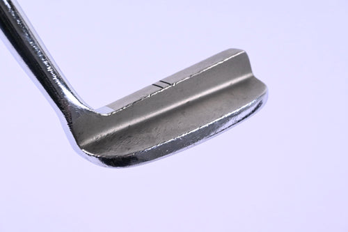 Yes! C-Groove Nicky Putter / 34 Inch
