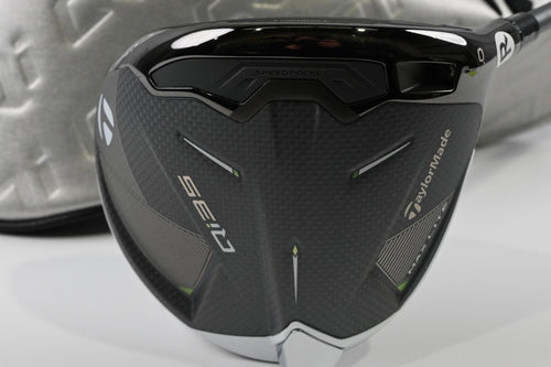 Taylormade Qi35 Max Lite Driver / 12 Degree / Regular Flex Fujikura Air Speeder 50