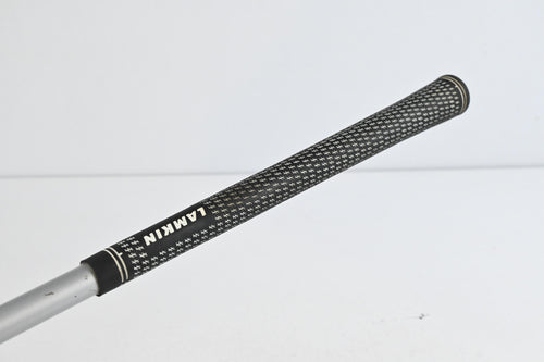 TaylorMade Tour Burner Driver / 10.5 Degree / Regular Flex Reax TP-65 Shaft