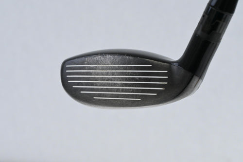 Titleist 910H #2 Hybrid / 17 Degree / Stiff Flex Diamana Ahina 90 Shaft