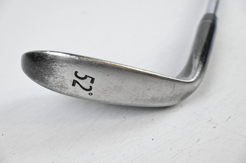 Wilson TW9 Gap Wedge / 52 Degree / Wedge Flex Dynamic Gold Shaft