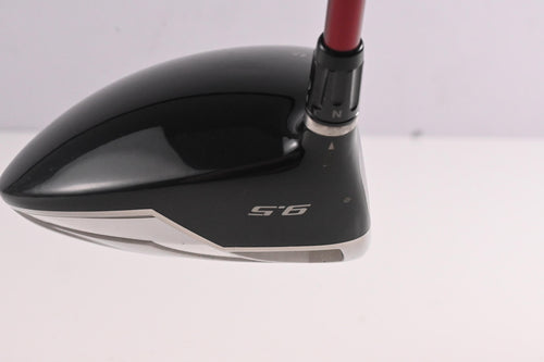 Left Hand Taylormade R9 460 Driver / 9.5 Degree / Stiff Flex Aldila Reax 60