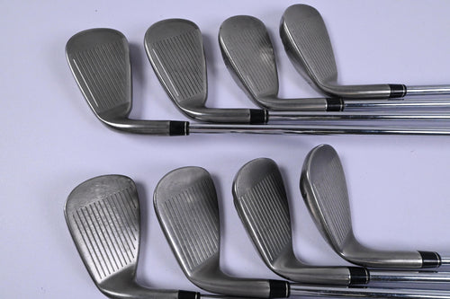 Taylormade RBZ Irons / 5-PW+GW+SW / Regular Flex Tayormade RBZ Shafts