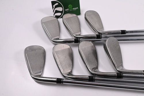 Taylormade M2 2017 Irons / 4-PW / Regular Flex Taylormade Reax Steel 88 Shafts