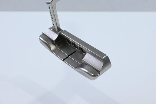 Scotty Cameron Special Select Newport Putter / 35 Inch