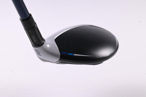 Taylormade SIM2 Max #3 Hybrid / 19 Degree / Stiff Flex Ventus Blue 7 Shaft