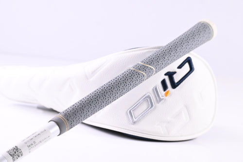 Ladies Taylormade Qi10 Max #5 Wood / 19 Degree / Ladies Flex Speeder NX TCS 40