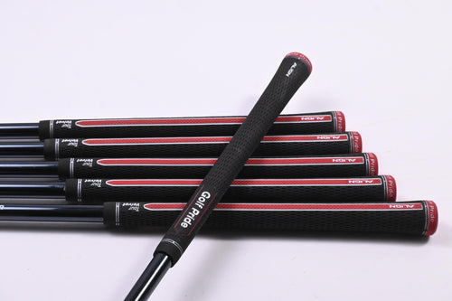 Wilson Staff Model 2024 CB/Blade Irons / 5-PW / Stiff Flex UST Recoil Dart 75