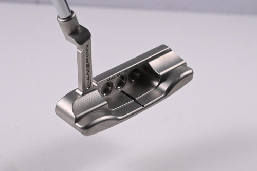 Scotty Cameron Super Select Newport+ Putter / 34 Inch