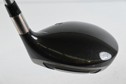 Titleist 905 T Driver / 10.5 Degree / Stiff Flex Diamana S73 Shaft