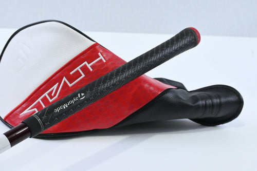 Taylormade Stealth 2 Driver / 9 Degree / Regular Flex Fujikura Speeder NX 50